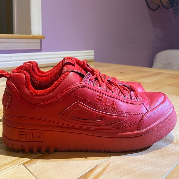 fila disruptor size 6.5